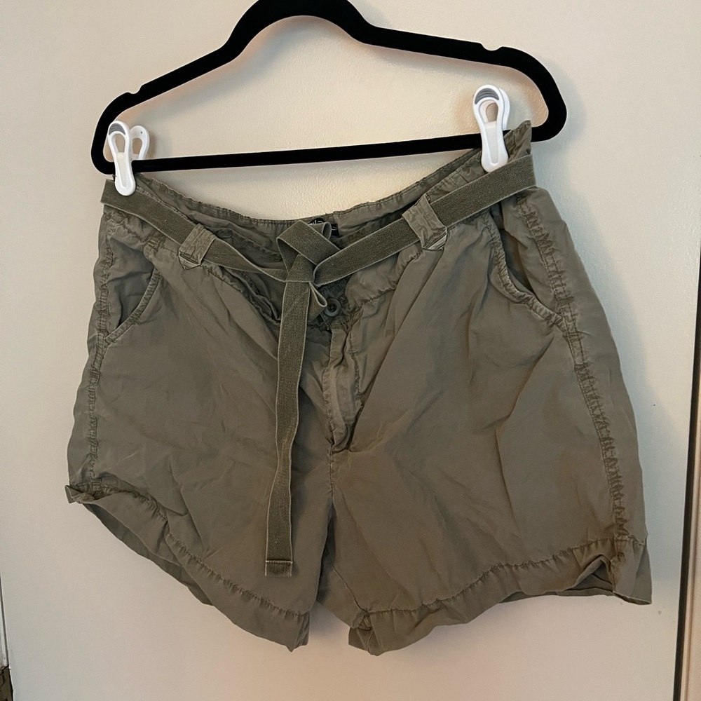 Gap Shorts Size 16 (used)